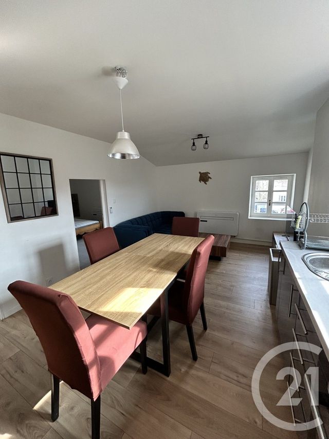 Appartement T3 à louer - 3 pièces - 52.0 m2 - VILLEFRANCHE SUR SAONE - 69 - RHONE-ALPES - Century 21 Coquillat Immobilier