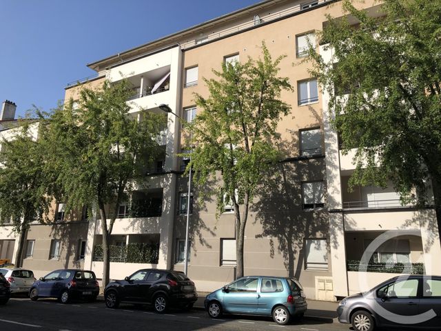 parking à louer - 13.0 m2 - VILLEFRANCHE SUR SAONE - 69 - RHONE-ALPES - Century 21 Coquillat Immobilier