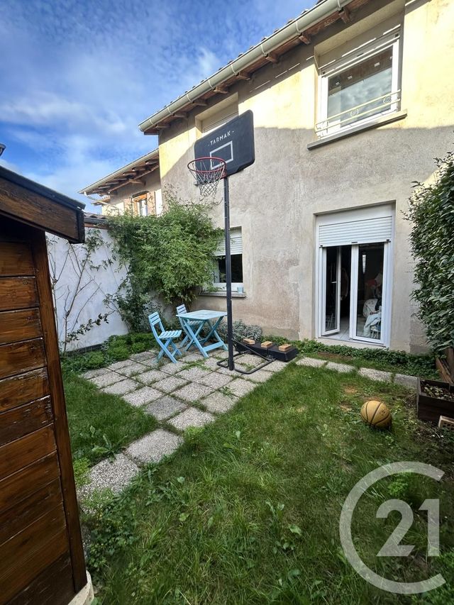 Appartement T3 à louer - 3 pièces - 45.75 m2 - SAVIGNEUX - 01 - RHONE-ALPES - Century 21 Coquillat Immobilier