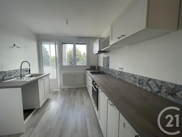 Appartement F3 à louer - 3 pièces - 82.12 m2 - VILLEFRANCHE SUR SAONE - 69 - RHONE-ALPES - Century 21 Coquillat Immobilier