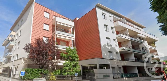 parking à louer - 15.0 m2 - VILLEFRANCHE SUR SAONE - 69 - RHONE-ALPES - Century 21 Coquillat Immobilier